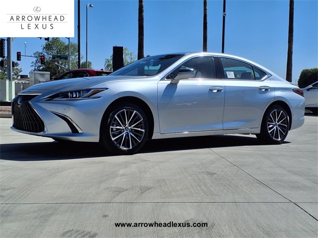 2025 Lexus ES 300h