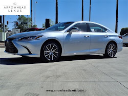 2025 Lexus ES 300h