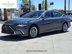 2025 Lexus ES 300h Luxury
