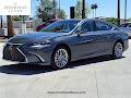 2025 Lexus ES 300h Luxury