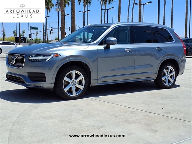 2020 Volvo XC90 T6 Momentum