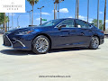 2025 Lexus ES 300h Luxury