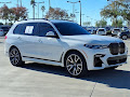 2021 BMW X7 M50i